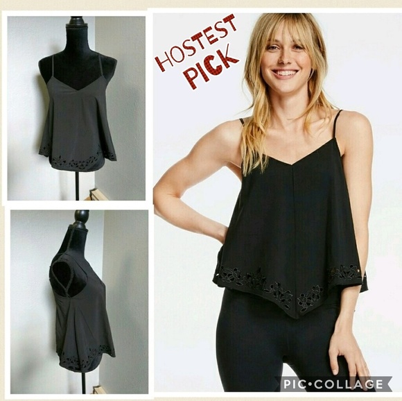Fabletics Tops - FABLETICS BRICE TOP🦋